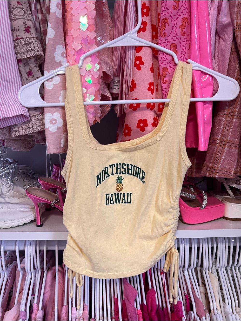 PacSun Yellow "Northshore Hawaii" Pineapple Ruched Crop Tank